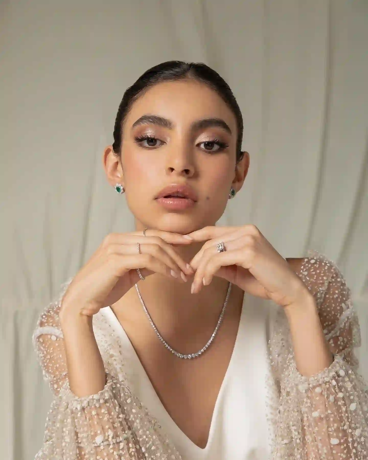 Detalle de maquillaje en editorial